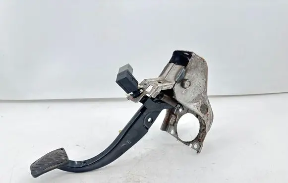 KIA Ceed Brake pedal 328003X100