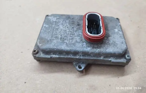 Headlight ballast module Xenon