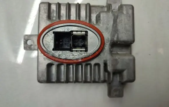 BMW 5 F10 F11 Headlight ballast module Xenon 7237647