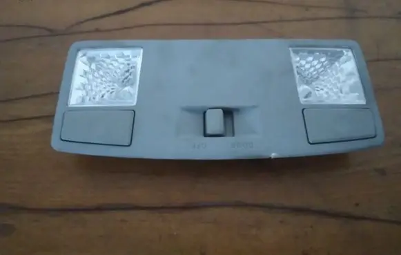 Mazda 5 Front seat light