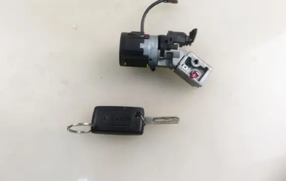 Citroen C4 Grand Picasso Ignition lock 9663123380 36410600