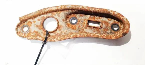 Honda Civic Bracket in trunk/boot 