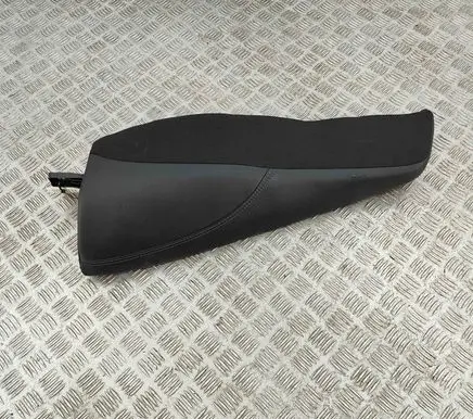 Mercedes-Benz GLE W167 Rear seat side bottom trim A1679202920