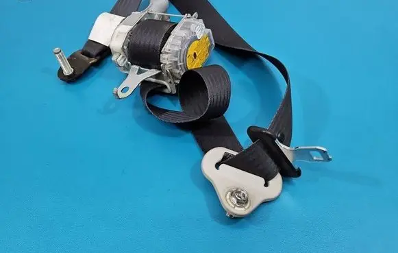 Subaru Forester SJ Front seatbelt 7T7310P IMPRK1582993