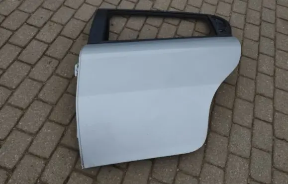 Alfa Romeo 147 Rear door