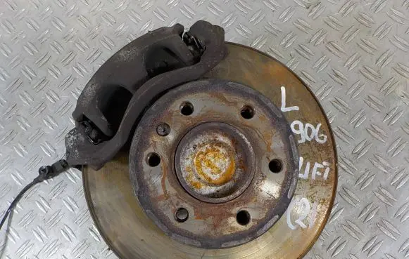 Mercedes-Benz Sprinter W906 Front wheel hub spindle knuckle