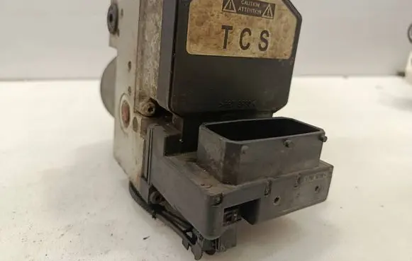 Ford Mondeo MK II ABS Pump 0265220466 98BG2C285CB