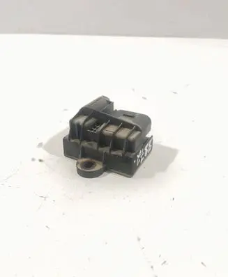 Mercedes-Benz C W205 Glow plug pre-heat relay a6519003103