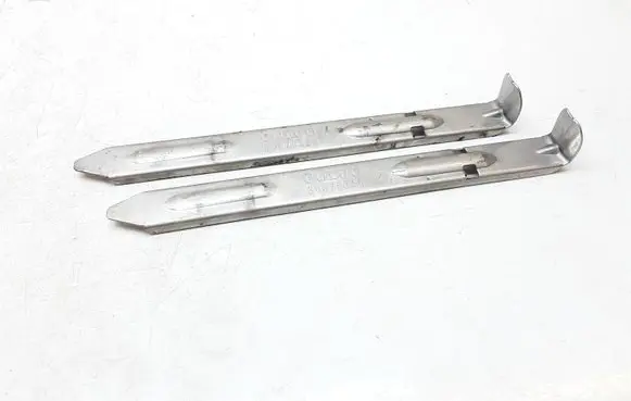 Volvo V70 Headlight/headlamp mounting bracket 30678340