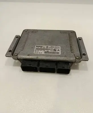 Peugeot 407 Engine control unit/module 0261208266 9661976380 9648554780