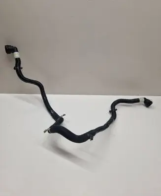 Tesla Model 3 Engine coolant pipe/hose 107759500E 1077595