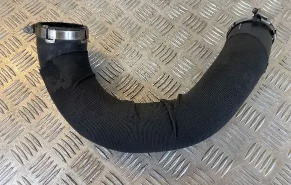 Audi Q5 SQ5 Intercooler hose/pipe 8R0145738AB