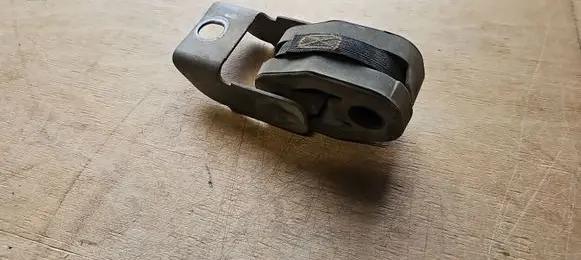Muffler mount bracket/holder