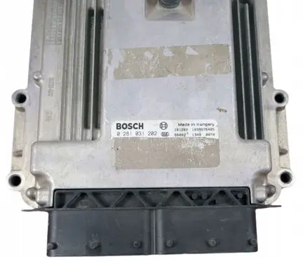 Jeep Cherokee Engine control unit/module P68234027AB