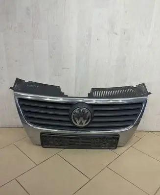 Volkswagen New Beetle Front grill 3C0853651AD