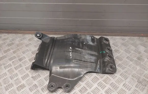 Audi Q7 4M Other under body part 4M0803597G