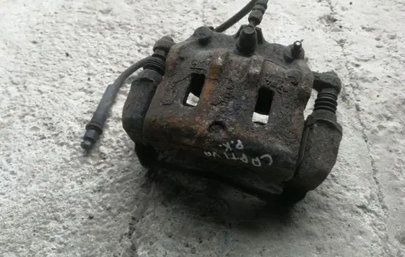 Chevrolet Captiva Front brake caliper