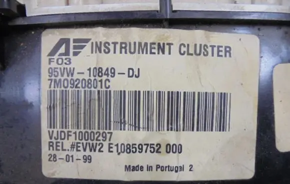 Speedometer (instrument cluster)