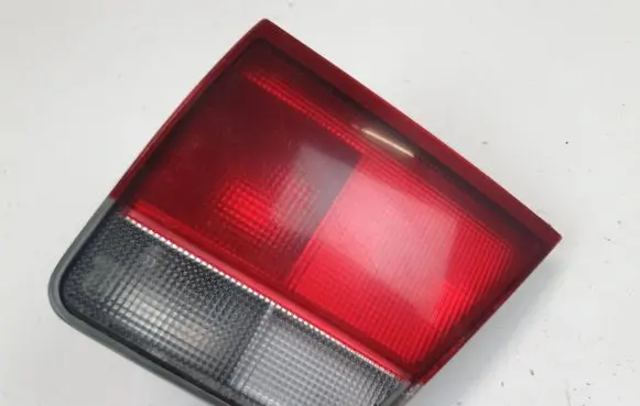 Mazda 626 Tailgate rear/tail lights 0431397R