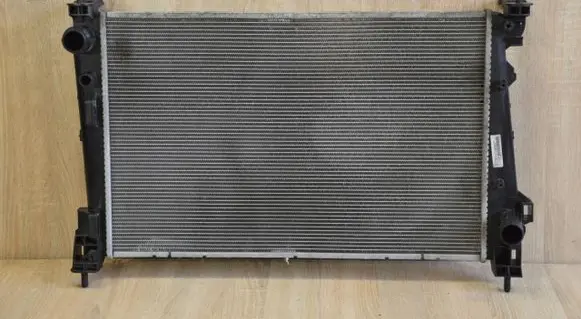 Alfa Romeo Giulietta Intercooler radiator 505144850