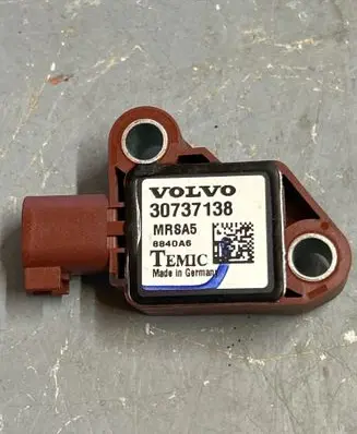 Volvo V50 Airbag deployment crash/impact sensor 30737138 MRSA5 8840A6