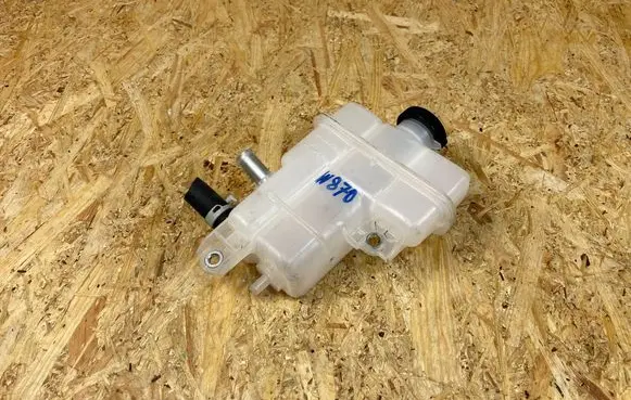 Toyota RAV 4 (XA50) Coolant expansion tank/reservoir