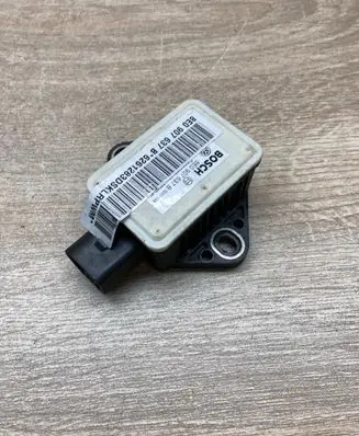 Audi A6 S6 C6 4F Yaw turn rate sensor 8E0907637B