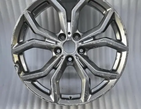 BMW X3 E83 R19 alloy rim 