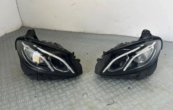 Headlight/headlamp