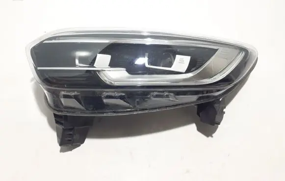 Renault Kadjar Headlight/headlamp 260608385R