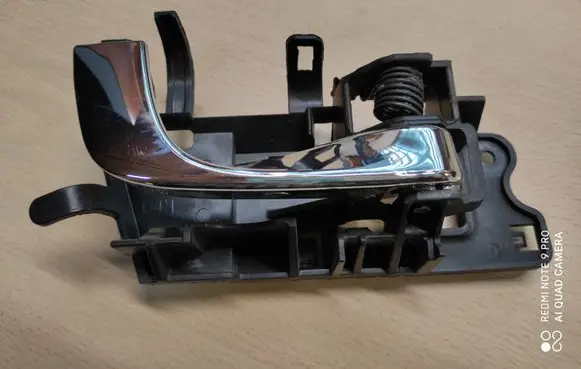 Cadillac SRX Front door interior handle GM25759728 257078893 SR5884