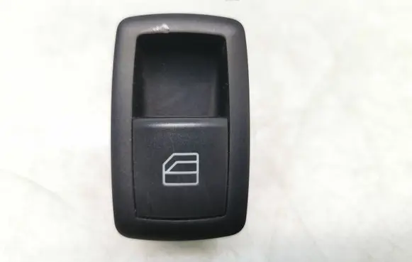 Mercedes-Benz A W169 Electric window control switch A1698205210 03128250