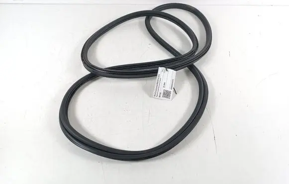 Mini Cooper Countryman R60 Trunk rubber seal (body) 9801388