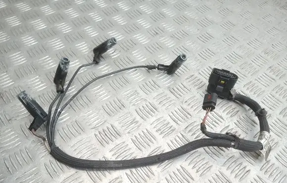 BMW 1 E82 E88 Glow plug wires 780215707