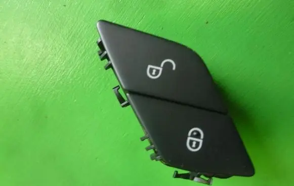 Central locking switch button