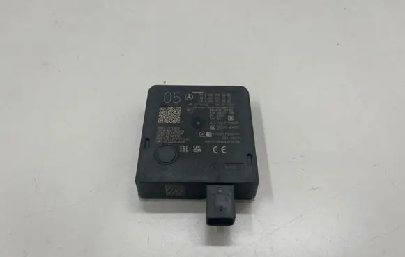 Mercedes-Benz CLA C118 X118 Blind spot module A0009004639