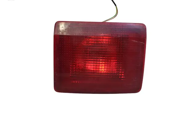 Tailgate rear/tail lights