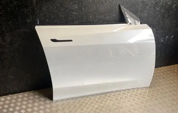 Tesla Model Y Front door