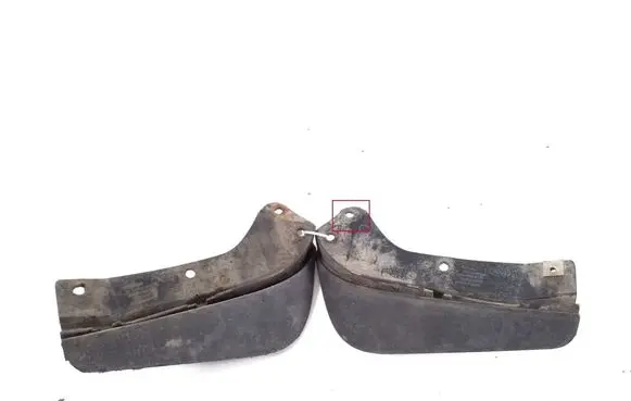 Audi Q7 4L Front mudguard 