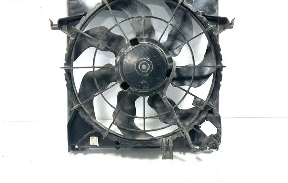 KIA Ceed Radiator cooling fan shroud