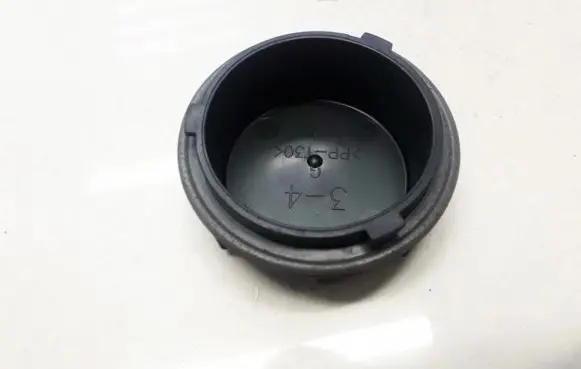 KIA Carnival Headlight/headlamp dust cover