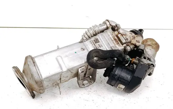 BMW 3 F30 F35 F31 EGR valve 7810871 7822350