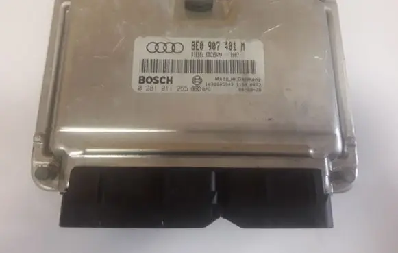 Audi A6 S6 C5 4B Engine control unit/module 8E0907401M 0281011255 1039S05943