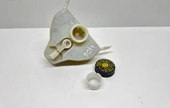 Mercedes-Benz E W213 Brake fluid reservoir A2054300002 03350891201