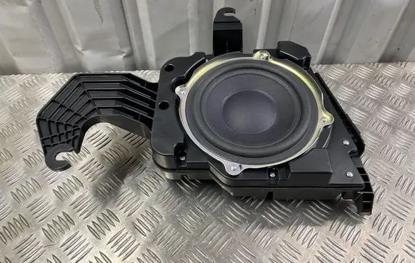 Lexus NX Subwoofer speaker 8615078130 V79CK01 TS08566ZT