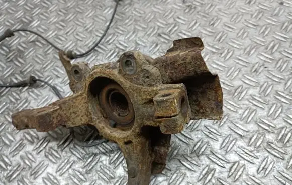 Fiat Doblo Front wheel hub