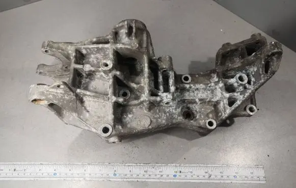 Audi A6 S6 C5 4B Engine mounting bracket 058145523D