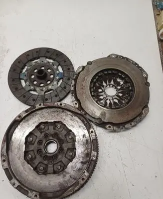 Renault Master III Clutch set kit 301013179R