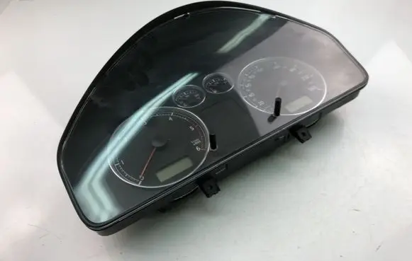 Volkswagen Sharan Speedometer (instrument cluster) 7M3920800F