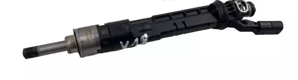 Renault Arkana Fuel injector 166005550R